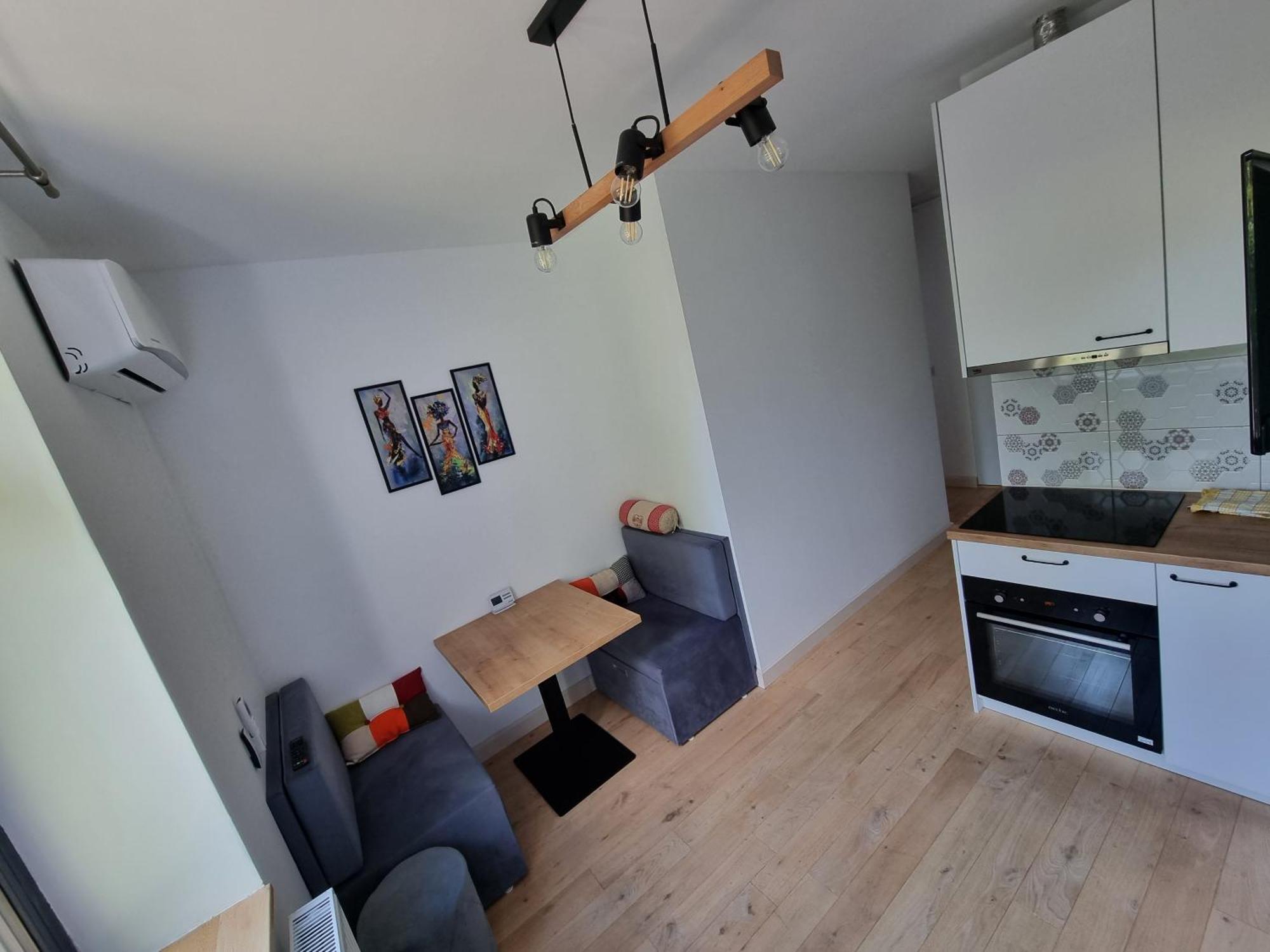 Ultra-Central 1 Bed Apartment, Str Nicolae Iorga Baia Mare Ngoại thất bức ảnh